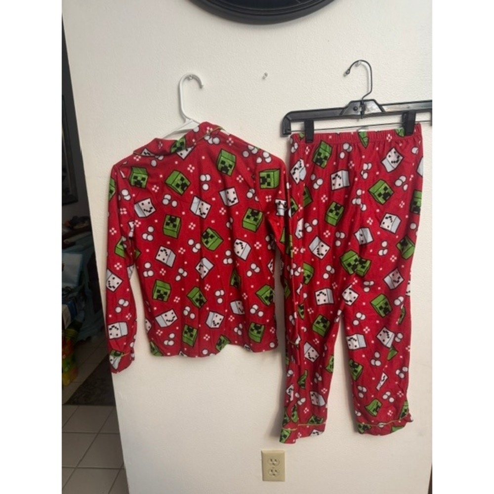 Minecraft Kids Red Fleece Pajama Set Creeper Snow Golem Button Down Size M